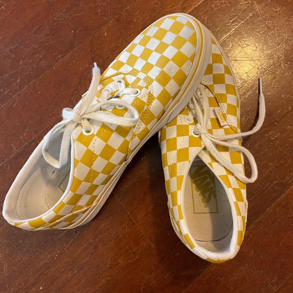 Women’s Yellow Checkered Lace-Up Vans